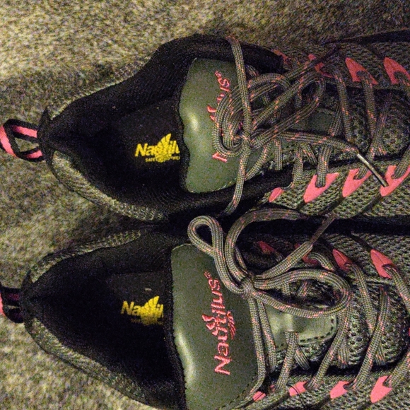 Women's Nautilus N1750 Grey - Picture 5 of 6